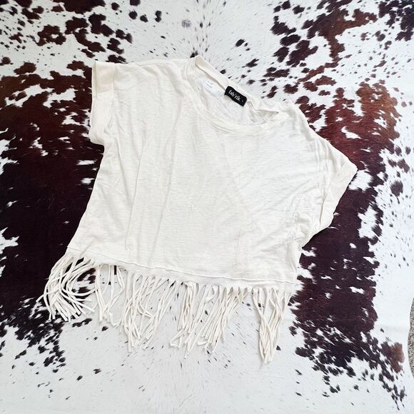 ♥️SOLD♥️Fab’rik White Fringe Oversized Slouchy Tee - Picture 1 of 8